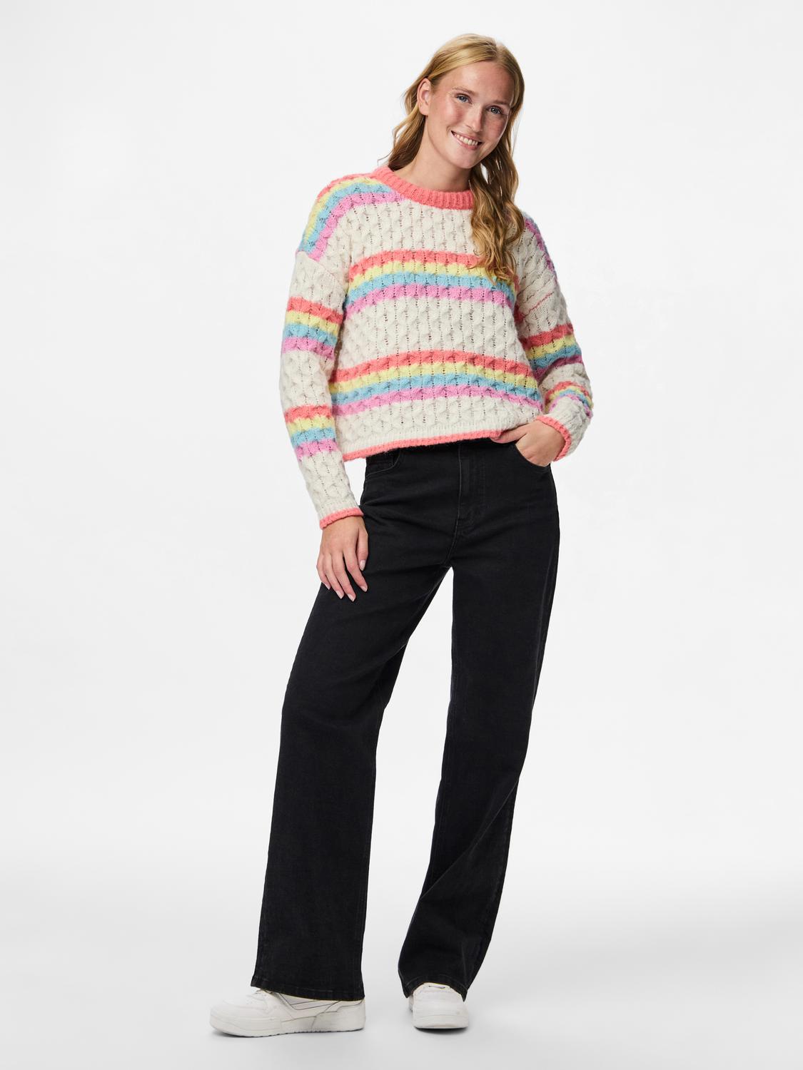 model_shot-front_full